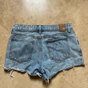 Zara Denim Short size 4